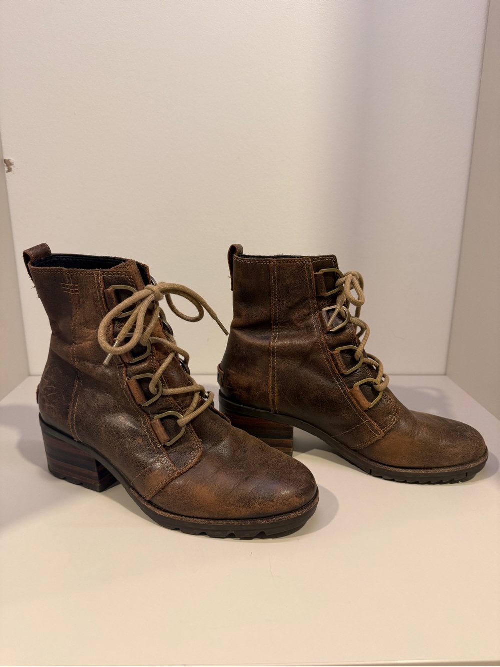 Sorel Brown Leather Lace-Up Ankle Boots - Picture 3 of 6